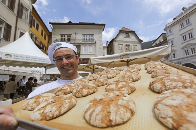 Il Mercato del Pane e dello Strudel: dal 3 al 5 ottobre a Bressanone